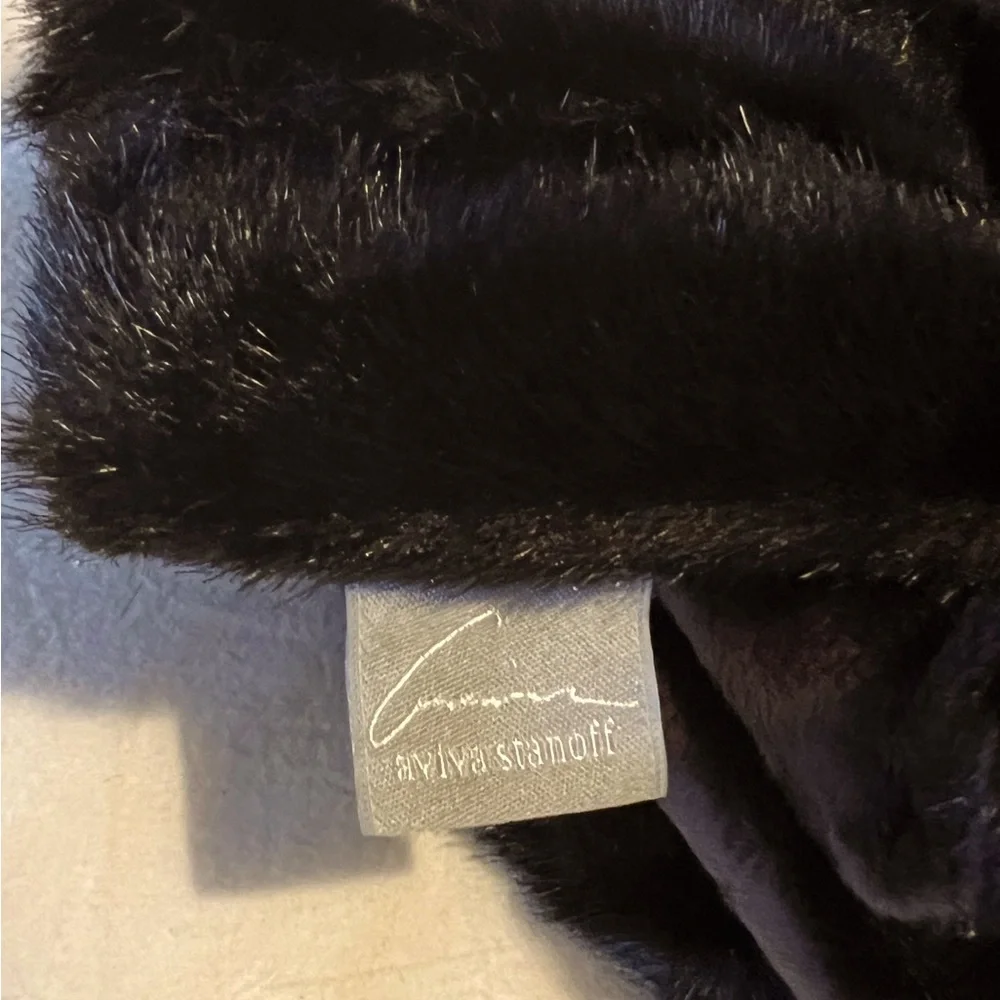 AVIVA STANOFF Chocolate Mink‎ Faux Fur Throw 50X70” New Without Tags